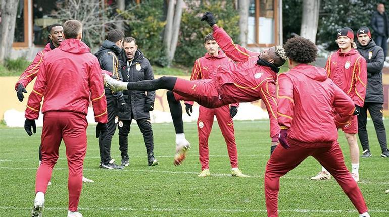 Galatasaray'ın derbi ustası Okan Buruk! En büyük koz yine Osimhen...